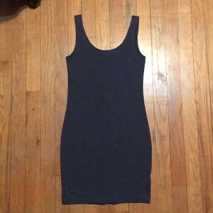 Sleeveless bodycon dress